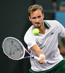 US Open Champ Daniil Medvedev Powers Through At Rain-Hit Indian Wells