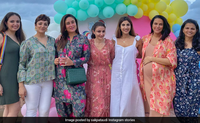 More Pics Of Kareena Kapoor And Soha Ali Khan's "Tribe" From Little Inaaya's Birthday Party