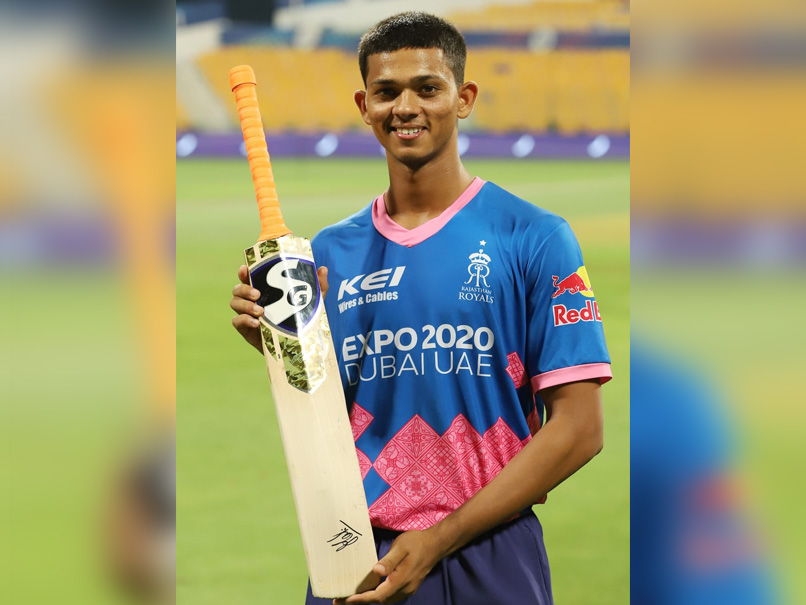 IPL 2021: Yashasvi Jaiswal Thrilled To Get CSK Captain MS Dhoni's Signature On His Bat