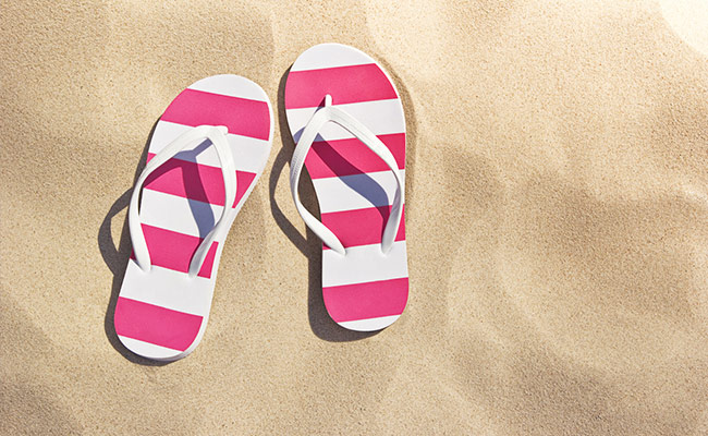 These Top 5 Flip Flops Will Keep Your Feet Comfy All Day Long