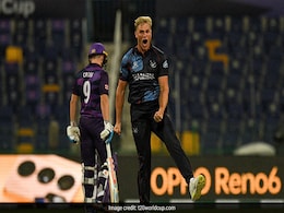 नामीबिया के गेंदबाज ने किया अजूबा, ICC ने कहा- T20 World कप इतिहास का सबसे सनसनीखेज पहला ओवर..' नामीबिया के गेंदबाज ने किया अजूबा, ICC ने कहा- T20 World कप इतिहास का सबसे सनसनीखेज पहला ओवर..'