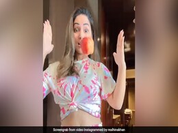 Hina Khan बनीं जादूगरनी, हवा में लहराया सेब, देखें Funny Video Hina Khan बनीं जादूगरनी, हवा में लहराया सेब, देखें Funny Video