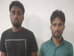 Delhi News: पुलिस ने अवैध हथियारों के दो सप्लायरों को किया अरेस्ट, 15 पिस्टल और 30 कारतूस बरामद Delhi News: पुलिस ने अवैध हथियारों के दो सप्लायरों को किया अरेस्ट, 15 पिस्टल और 30 कारतूस बरामद