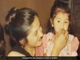 मम्मी की गोद में दिख रही क्यूट बच्ची आज बन चुकी है बड़ी बॉलीवुड एक्ट्रेस, क्या आपने पहचाना? मम्मी की गोद में दिख रही क्यूट बच्ची आज बन चुकी है बड़ी बॉलीवुड एक्ट्रेस, क्या आपने पहचाना?