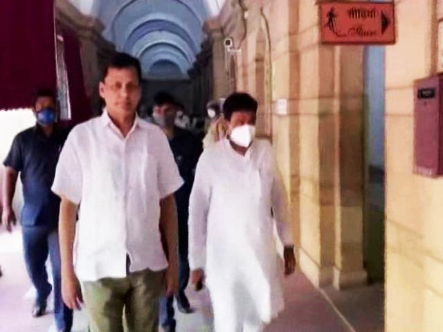 Minister's Resignation Ruled Out: Government Sources Amid Row Over His Son