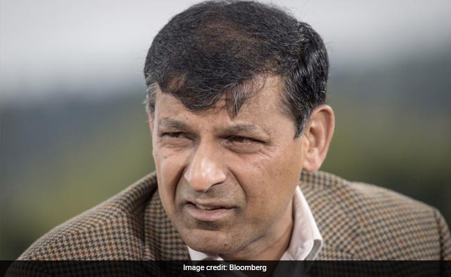 भारत छह प्रतिशत की वृद्धि के साथ 2047 तक निम्न मध्यम आय वाला देश बना रहेगा : राजन