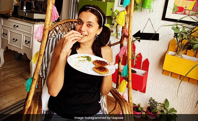 34 की हैं तापसी पन्नू, पर डाइट का ये है सीक्रेट इसलिए हैं सुपर एनर्जेटिक, जानने के लिए देखें Video