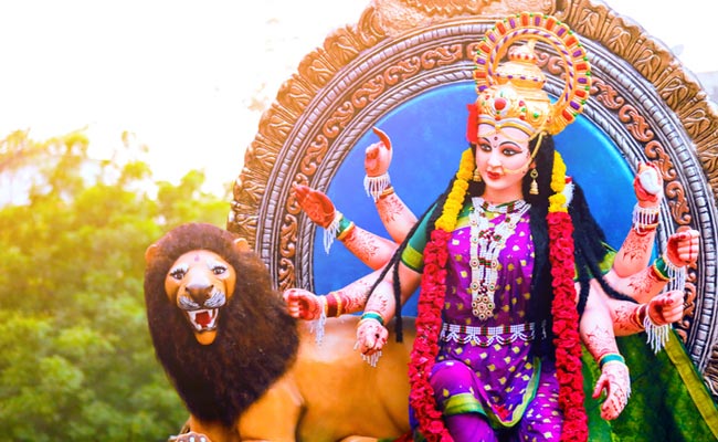 Shardiya Navratri 2023: नवरात्रि का शुभारम्भ आज, राजस्थान के शक्तिपीठों और माता के मंदिरों में उमड़ रही श्रद्धालुओं की भारी भीड़