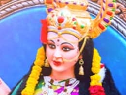 Shardiya Navratri 2023: कब से शुरू हो रही है शारदीय नवरात्रि, घटस्थापना का शुभ मुहूर्त और मां के लगने वाले खास भोग Shardiya Navratri 2023: कब से शुरू हो रही है शारदीय नवरात्रि, घटस्थापना का शुभ मुहूर्त और मां के लगने वाले खास भोग