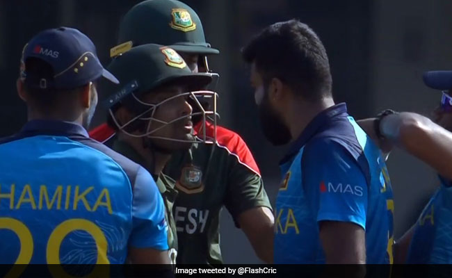 Video: आउट करने के बाद गेंदबाज ने खोया आपा, बांग्लादेशी बल्लेबाज से भिड़ गया, बीच मैदान पर हाई वोल्टेज ड्रामा
