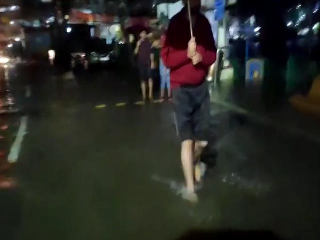 Watch: Nainital's Iconic Mall Road Flooded As Lake's Water Level Rises