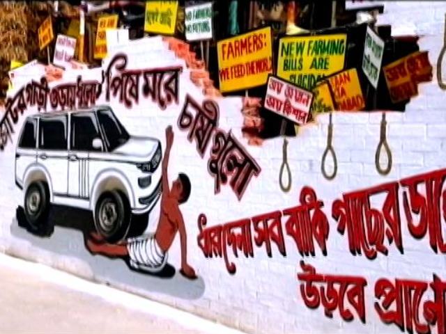 Tribute To Farmers' Struggle At Kolkata Durga Pandal