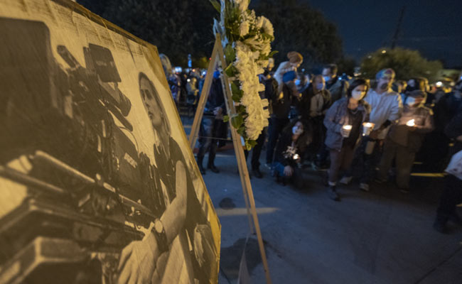 In Photos: Hollywood Gathers For Alec Baldwin Shooting Victim's Vigil
