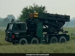चीन के जवाब में भारतीय सेना ने असम में सीमा पर तैनात किया पिनाका रॉकेट सिस्टम चीन के जवाब में भारतीय सेना ने असम में सीमा पर तैनात किया पिनाका रॉकेट सिस्टम