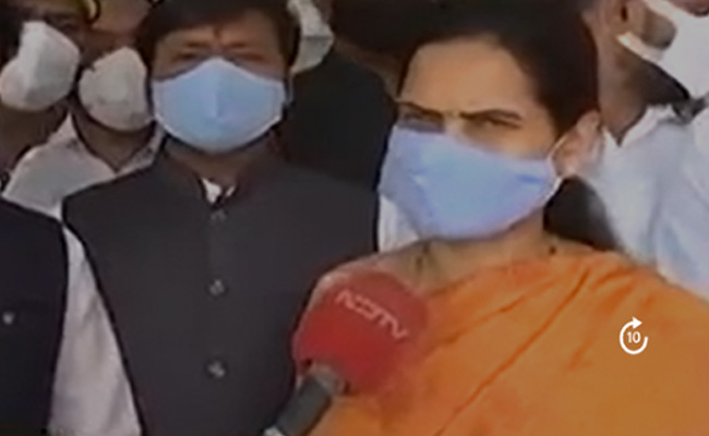 बच्चों को जल्द लग सकेगी वैक्सीन, त्योहारों में खुशी मनाएं, लेकिन सावधान रहें : केंद्रीय मंत्री भारती पवार