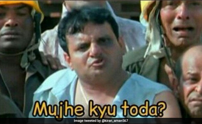 IND vs PAK:  यह सन्नाटा लॉकडाउन से नहीं, भारत-पाक मैच के कारण है, Memes की नजरों से समझें हाल