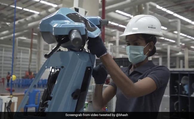"Girl Power For Green Power": Twitter Celebrates All-Women Teams At Ola, Mahindra