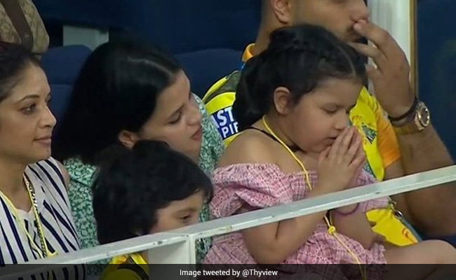 Was Ziva Dhoni Praying For CSK's Win Over DC? Twitter Thinks So