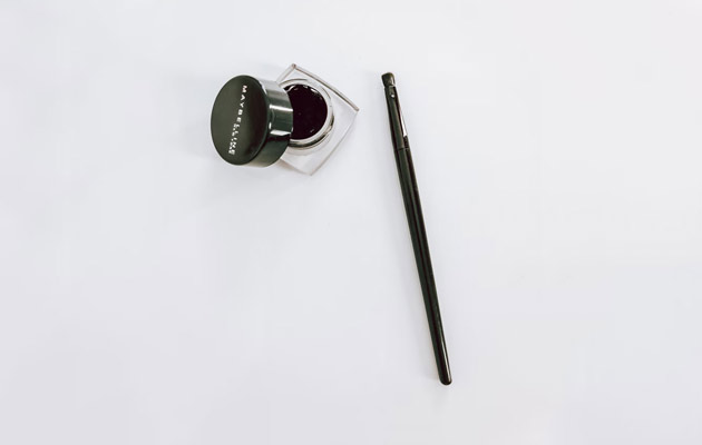 Draw Your Liner Perfectly Each Time With These 5 Gel Eyeliners