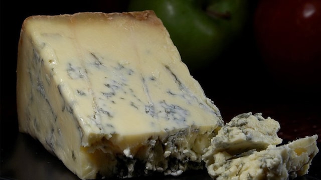 Cheese aids histamine production which further worsens allergy symptoms