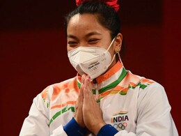 Khelo India Women Weightlifting League: मीराबाई चानू ने गोल्ड मेडल किया अपने नाम, रिकॉर्ड बनाने से चूकी Khelo India Women Weightlifting League: मीराबाई चानू ने गोल्ड मेडल किया अपने नाम, रिकॉर्ड बनाने से चूकी