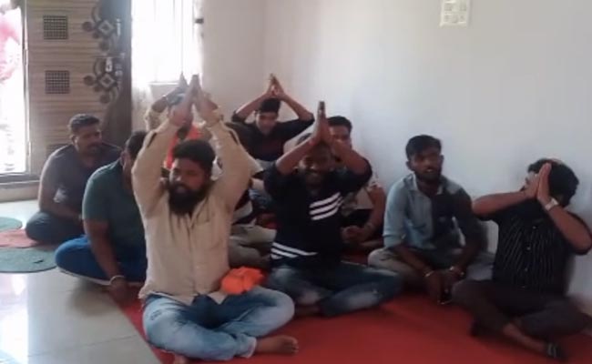 Watch: Right-Wing Activists Sing Bhajans At Karnataka Church As "Protest"