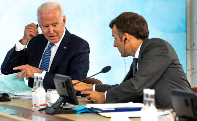 Biden, Macron Talk To Ease Tensions After French President's China Trip