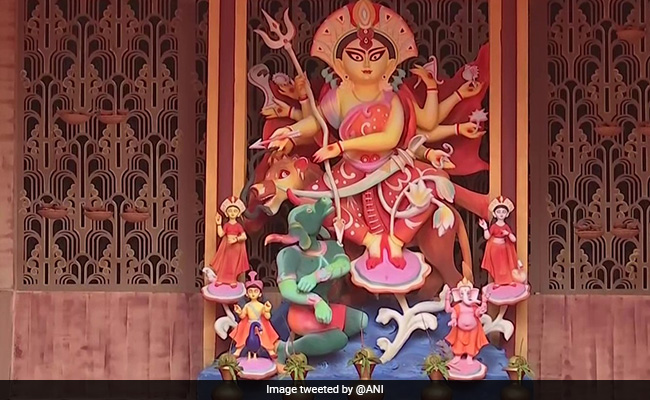 <i>"Mahasasti"</i>, First Day Of Durga Puja Celebrated In Bengal Amid Pandemic