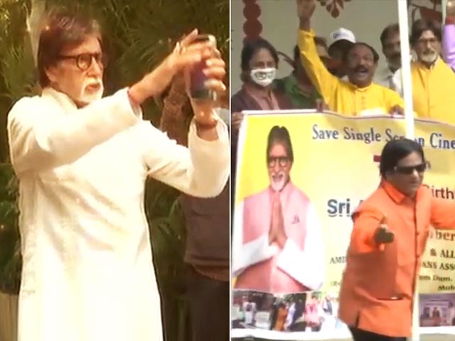 On Birthday, Amitabh Bachchan Greets Fans Outside Jalsa