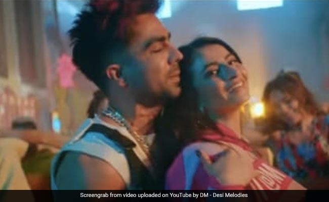 पलक तिवारी का पहला म्यूजिक एल्बम 'Bijlee Bijlee' रिलीज, हार्डी संधू संग खूब जमी केमेस्ट्री...Video वायरल