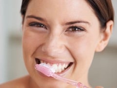 Are You Brushing Wrong? Dentist Shares The Right Method, Brush Type, More