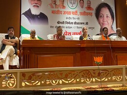 "Loot" Exists In Congress DNA: Nirmala Sitharaman "Loot" Exists In Congress DNA: Nirmala Sitharaman