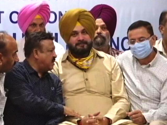 "Post Or No Post, Will Stand By Rahul And Priyanka Gandhi": Navjot Sidhu