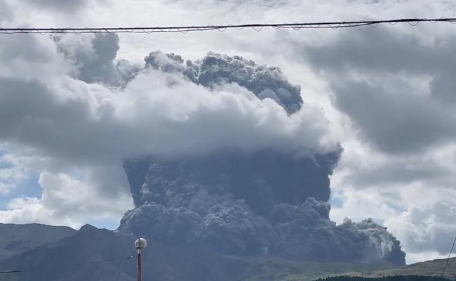 Watch: Japan's Mount Aso Volcano Erupts, Shoots Ash 11,500 Feet Into Sky