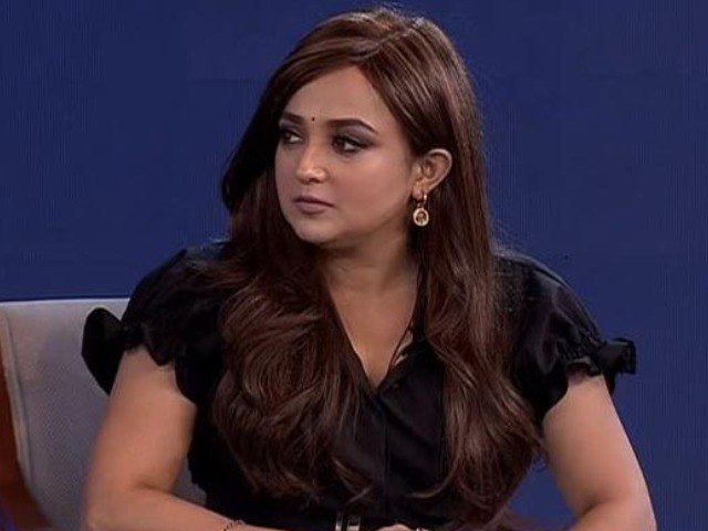 Monali Thakur Performs At The Swasth India Telethon