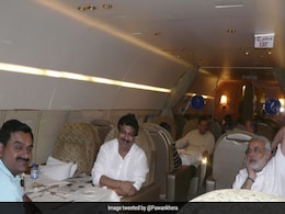 कांग्रेस ने शेयर की PM मोदी व अडानी की पुरानी तस्वीर, जानें क्या है माजरा कांग्रेस ने शेयर की PM मोदी व अडानी की पुरानी तस्वीर, जानें क्या है माजरा