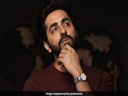 'बधाई हो' के तीन साल पूरे होने पर आयुष्मान खुराना बोले- खुशी है कि भारत में लेट प्रेगनेंसी जैसा मुद्दा लोगों के बीच आया 'बधाई हो' के तीन साल पूरे होने पर आयुष्मान खुराना बोले- खुशी है कि भारत में लेट प्रेगनेंसी जैसा मुद्दा लोगों के बीच आया