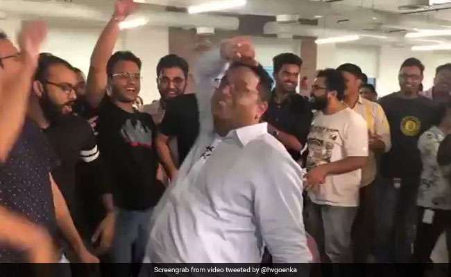 Paytm के संस्थापक का ऐसा डांस आपने कभी नहीं देखा होगा, हर्ष गोयनका ने शेयर किया वीडियो