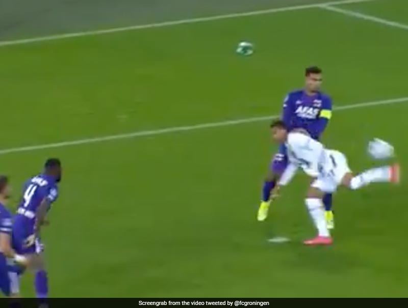 Watch: Belgian Footballer Scores Outrageous Scorpion Kick Goal