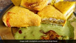How To Make Aloo Bread Pakoda; A Yummy Fulfilling Snack To Sate Your Cravings