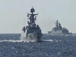 Russian, Chinese Warships Hold First Joint Patrols In Pacific Ocean Russian, Chinese Warships Hold First Joint Patrols In Pacific Ocean