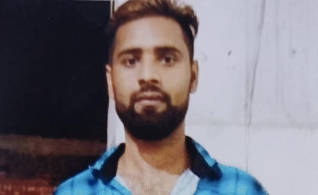 Delhi: गिरफ्तार बदमाश ने पुलिस पर ही कर दी फायरिंग, जवाबी कार्रवाई में पैर में लगी गोली