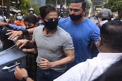 Actor Shah Rukh Khan Meets Son Aryan Khan In Mumbai Jail Actor Shah Rukh Khan Meets Son Aryan Khan In Mumbai Jail