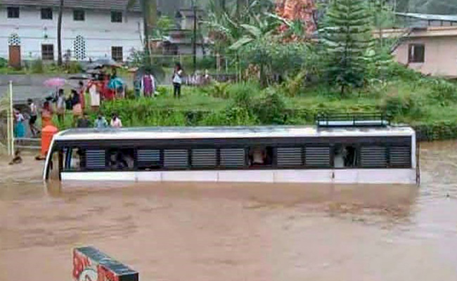 Weather Office Withdraws 'Orange Alert' Issued For 11 Districts In Kerala