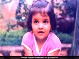 पिंक ड्रेस में दिख रही बच्ची आज पूरे बॉलीवुड पर करती है राज, पहचाना तो कहलाएंगे सिकंदर पिंक ड्रेस में दिख रही बच्ची आज पूरे बॉलीवुड पर करती है राज, पहचाना तो कहलाएंगे सिकंदर