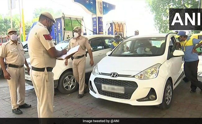 Delhi Starts Drive To Catch Motorists Without Pollution Control Certificates