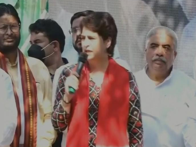 Priyanka Gandhi Flags Off Congress's 'Pratigya Yatra' In Uttar Pradesh