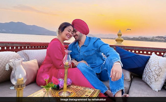 Neha Kakkar And Rohanpreet Singh's First Wedding Anniversary Celebrations Were "Surreal." See Pics