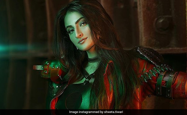 "Proud Moment": Shweta Tiwari Shares Daughter Palak's First Look From Her First Music Video <I>Bijlee Bijlee</i>