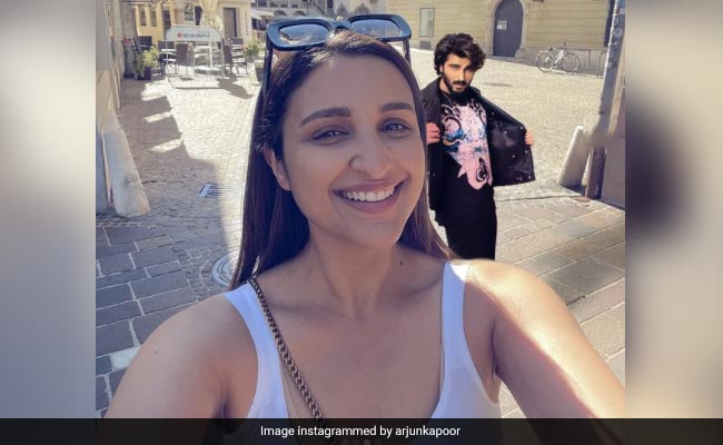 Birthday Girl Parineeti Chopra Is Going Places And She's Not Alone. See Arjun Kapoor's ROFL Photoshop